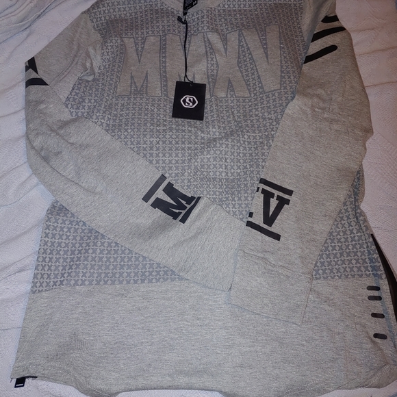 Pullover - Picture 9 of 11